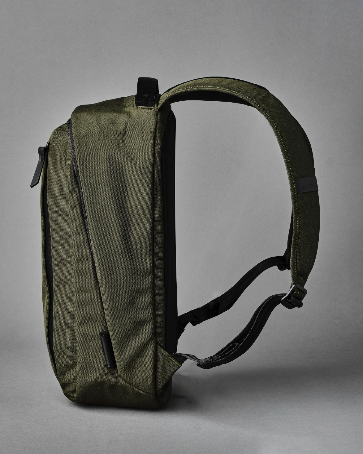 METRO BACKPACK リュックサック 12L｜PC収納可能 | ALPAKA（アルパカ